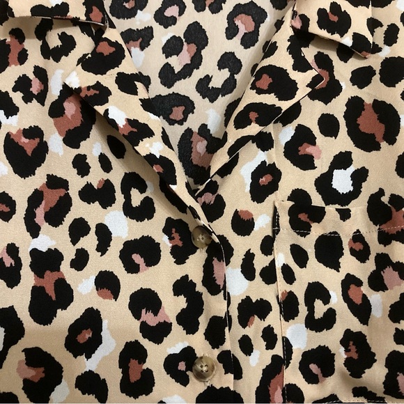Paper Crane cheetah print button down T-shirt blouse size XL - Picture 4 of 11